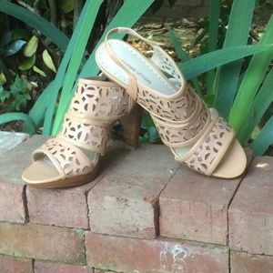 Adrienne Vittadini Heels Size 10